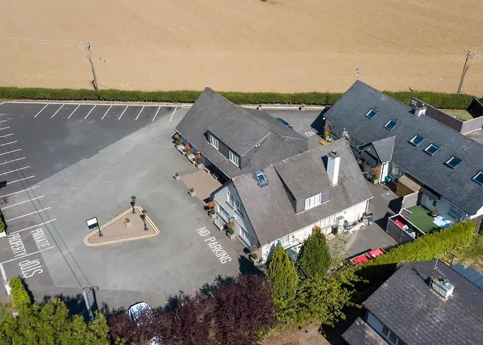 Aisling 2* Ashbourne