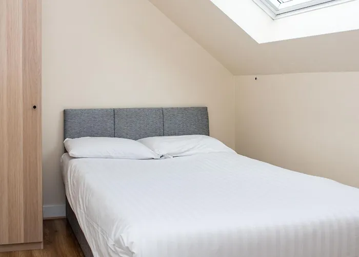 Aisling 2* Ashbourne